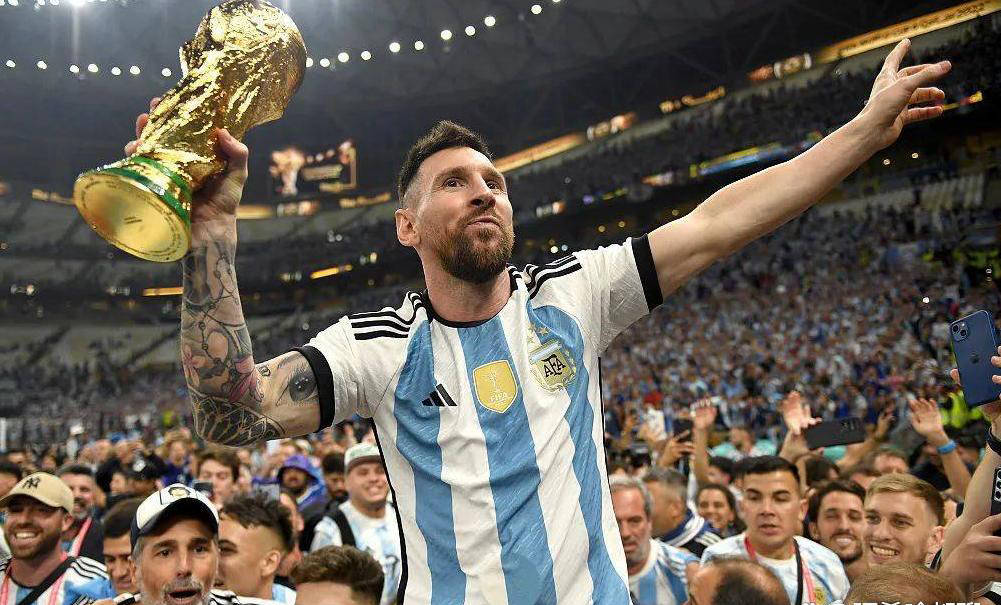 梅西再现神迹，带领阿根廷国家队晋级