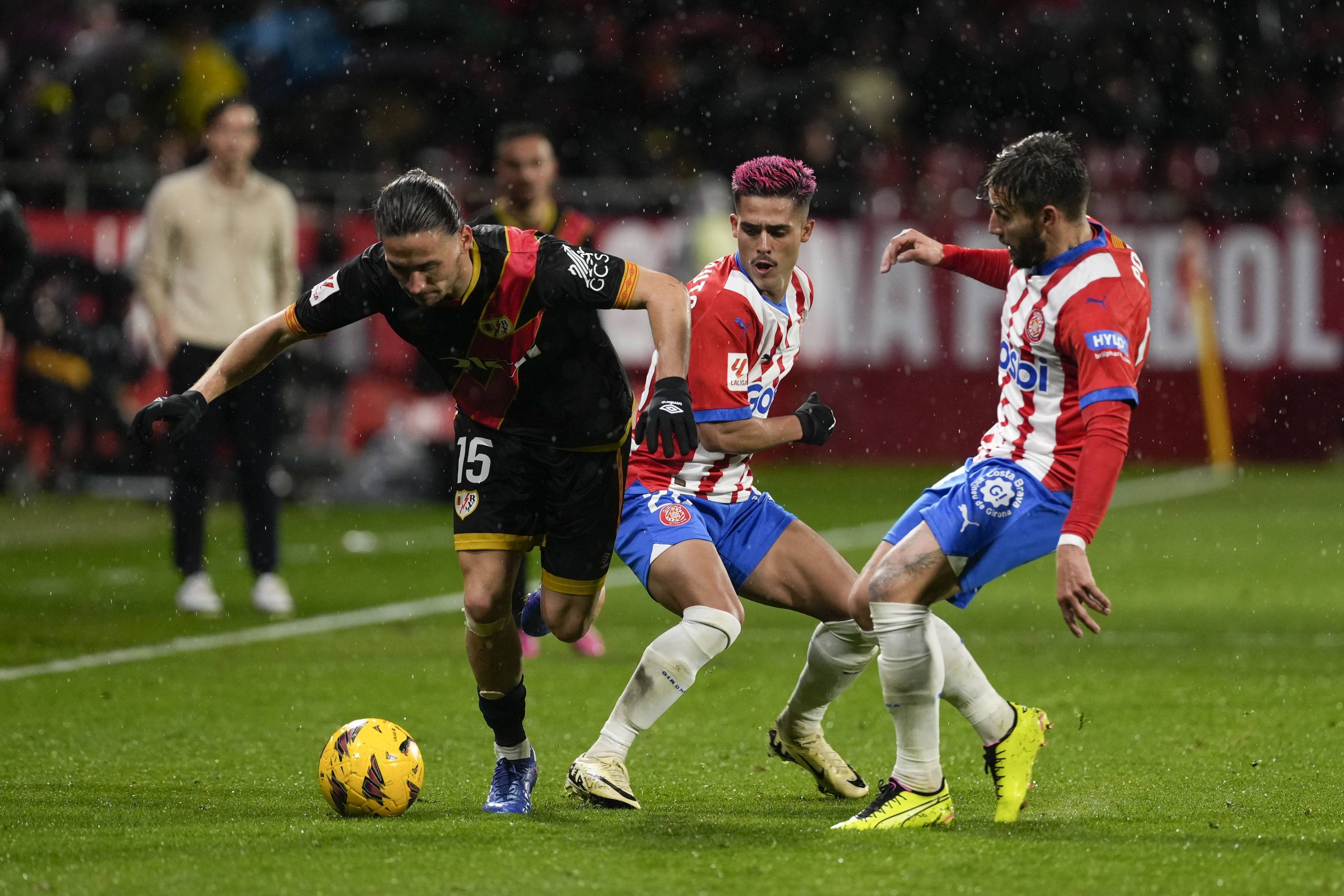 激动人心的足球对决，精彩程度超乎想象的简单介绍